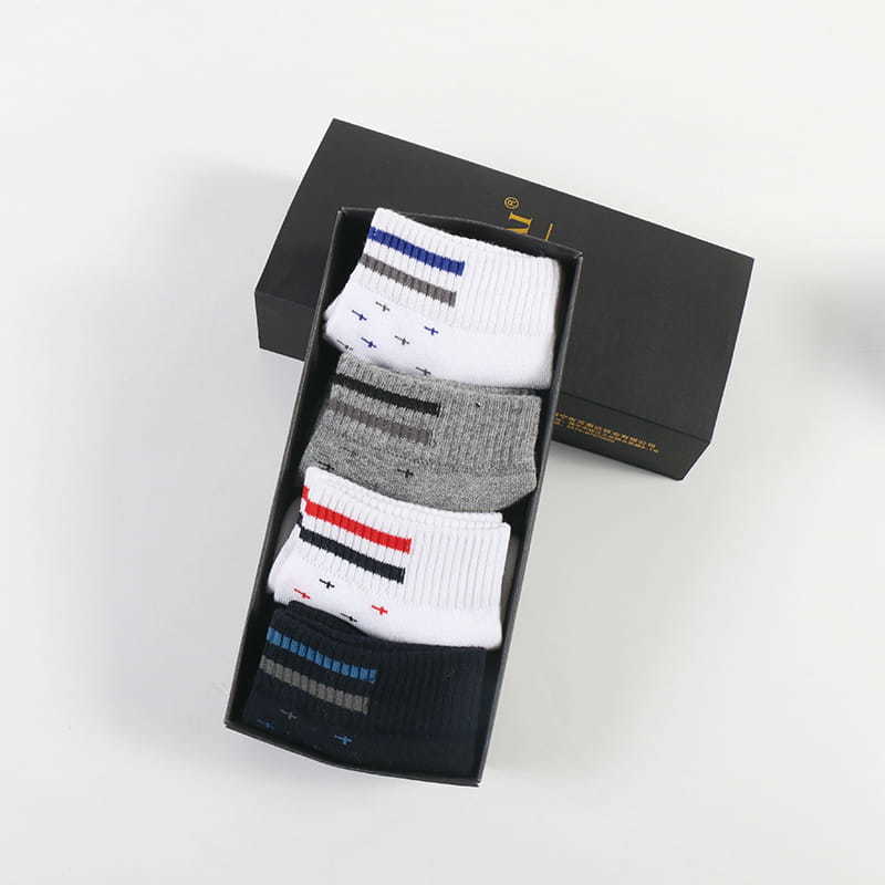 Nice Quality Breathable Hand Linking Quarter Fashion Ready Mens Socks