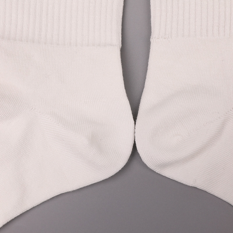 Soft spun silk nylon covered with ammonia 2 horizontal strips and reinforced hand-stitched women's socks WSD1536