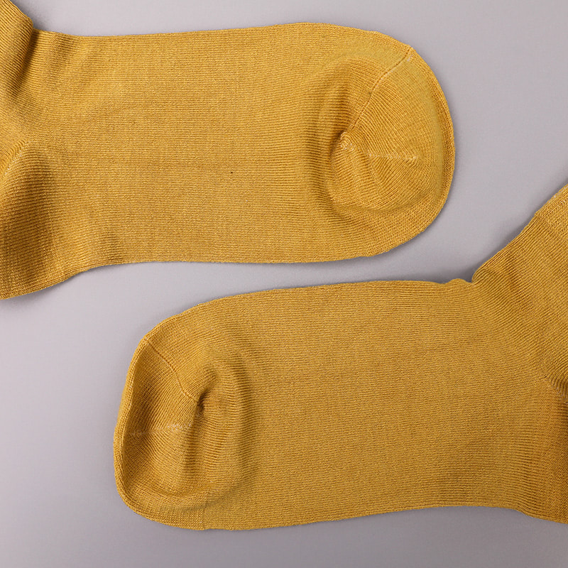 Soft spun silk nylon covered with ammonia 2 horizontal strips and reinforced hand-stitched women's socks WSD1536