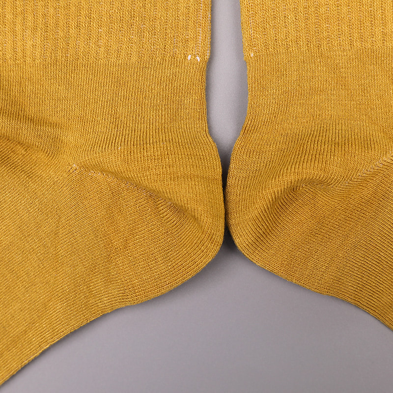 Soft spun silk nylon covered with ammonia 2 horizontal strips and reinforced hand-stitched women's socks WSD1536