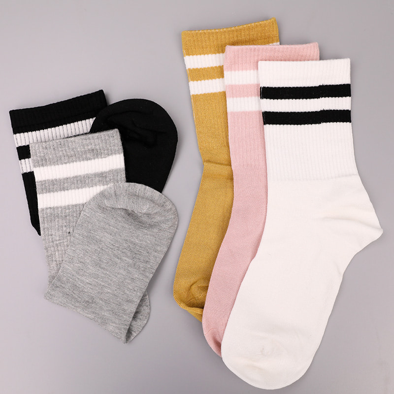 Soft spun silk nylon covered with ammonia 2 horizontal strips and reinforced hand-stitched women's socks WSD1536