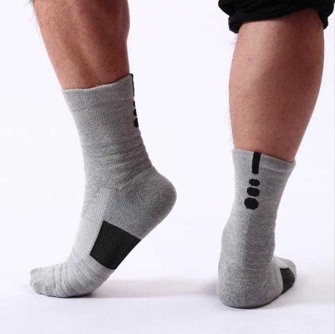 Unisex Crew Fashion Grip Embroidery Women Compression Logo Print Men's Designer Sport Custom Socks