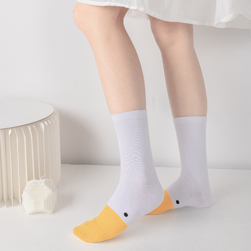 Wholesale fashion animal happy cotton cute korean women crew socks