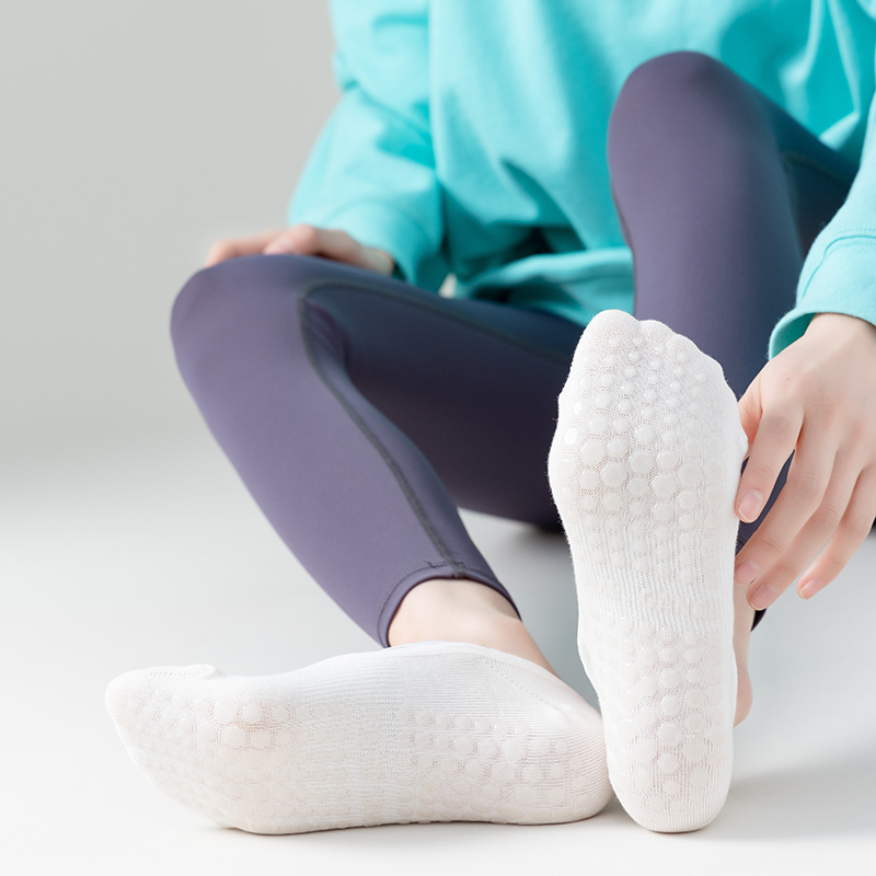 custom gym jump cotton women custom grip yoga anti slip pilates socks