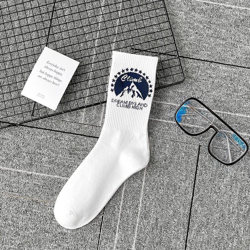 OEM design logo pattern cotton crew streetwear custom sports harajuku socks