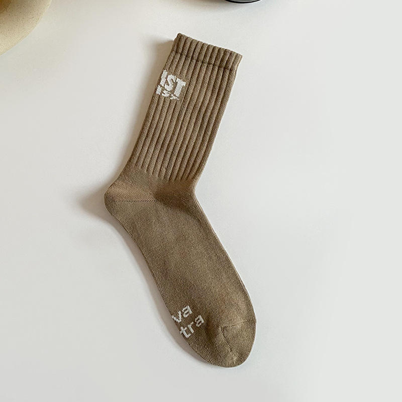 custom design cotton ribbed skateboard running crew socks custom logo
