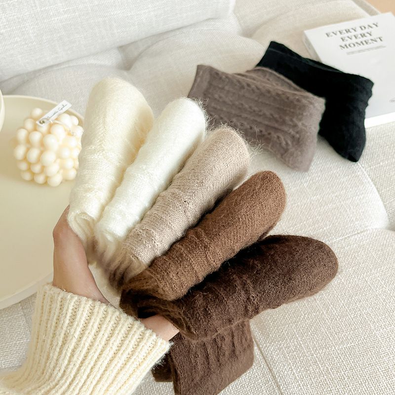 Cotton Autumn Winter Girl Custom Knit High Quality Women Crew Socks