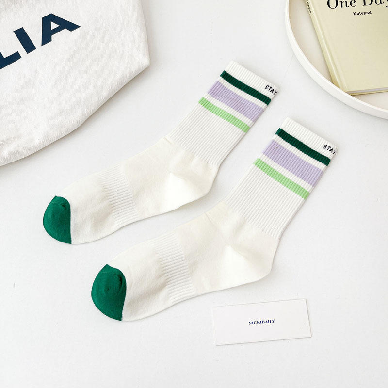 Cheap fashion street customize cotton custom made logo sports men socks
