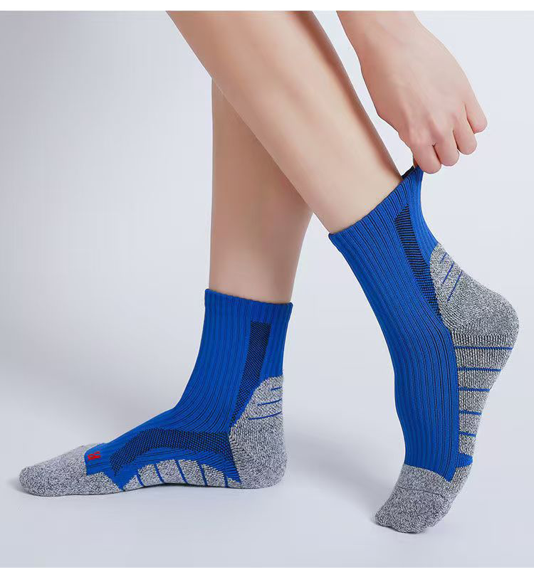 Men's Sports Non-Slip Outdoor Basketball Pressure Terry Bottom Mid-Calf Anti-bacterial Running Sport Socks